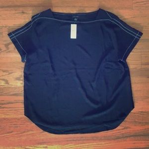 Never worn, tag still on